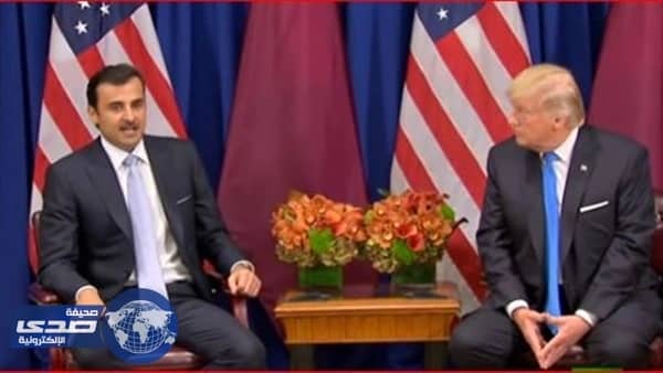 بالفيديو.. ترامب يضع أمير قطر في موقف محرج
