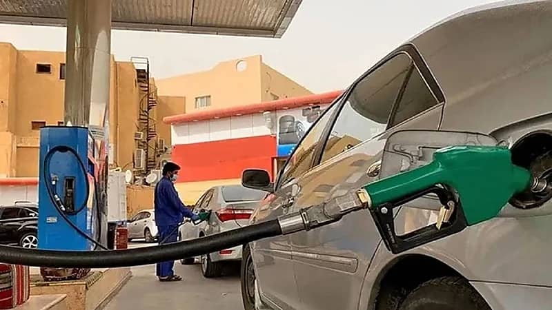 لجنة توطين الوظائف تتابع محطات الوقود ومراكز الخدمة