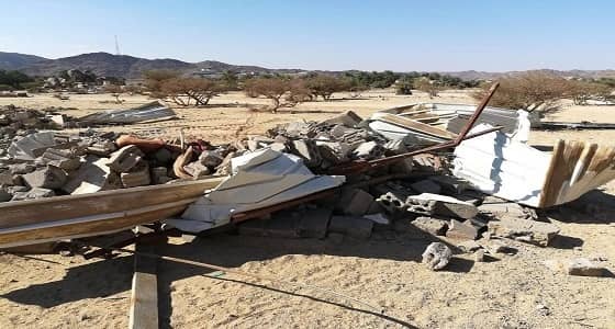 مواطن يتهم بلدية بيشة بهدم منزله