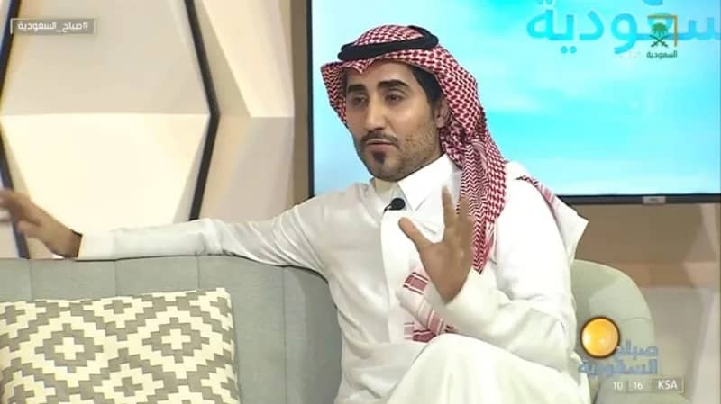 لماذا النساء أكثر عرضة للإصابة بكلف الوجه؟.. استشاري يجيب