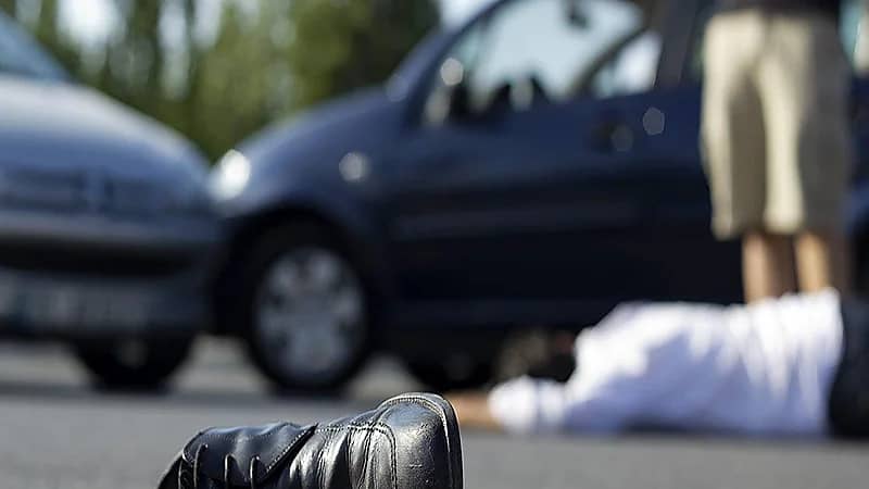 إخلاء سبيل فتاة قتلت والدتها بسيارتها