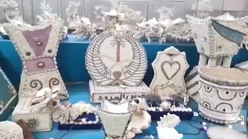 بالفيديو.. سعودي ينشئ متحفًا لتحنيط الكائنات البحرية في جزيرة فرسان