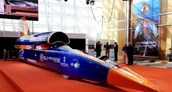 طرح سيارة " بلادهاوند " الأسرع من الصوت بـ 60 مليون جنيه استرليني