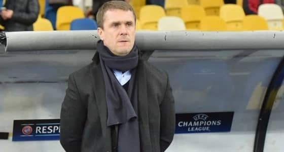 ريبروف يحذر لاعبي الأهلي من البطاقات الصفراء