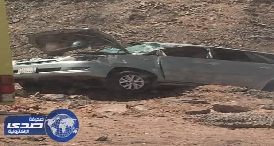 بالصور.. إصابة 3 معلمات في انقلاب سيارتهن بطريق بيشة