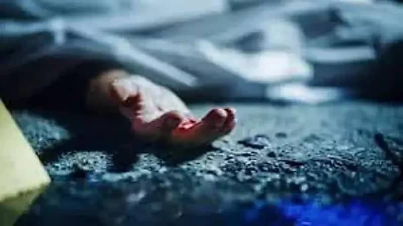فيديوهات حميمية تتسبب في وفاة شاب