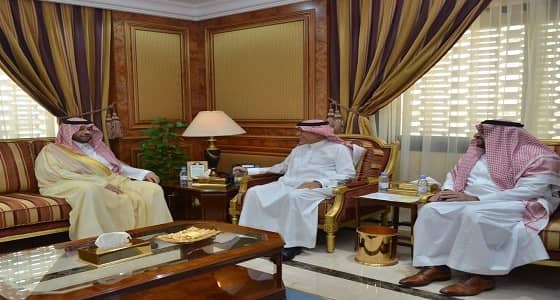 بالصور.. أمير الشمالية يلتقي وزير الخدمة المدنية