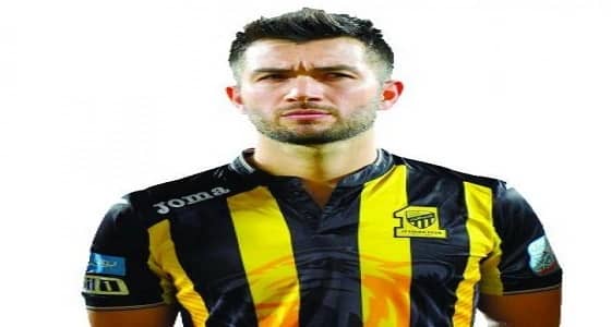 بعد مستواه العالي.. محاولات حثيثة من " الاتحاد " لاقتناص " الساحر " موسم مقبل 