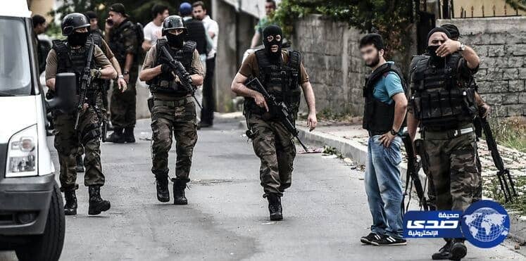 التحقيق مع 10 آلاف مستخدم لمواقع التواصل الاجتماعي بتركيا