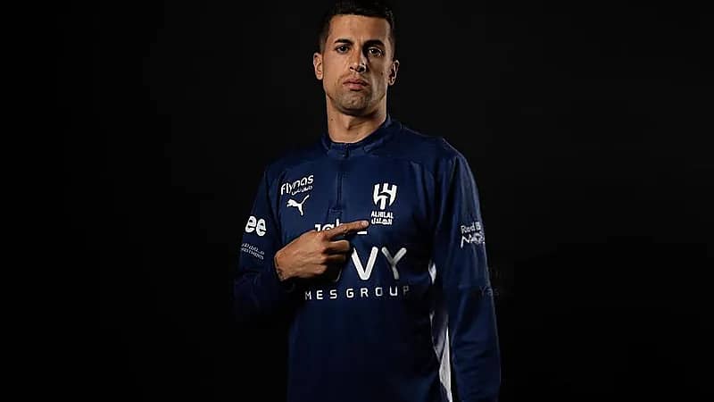 كانسيلو أكثر من مثّل أندية مشاركة في كأس العالم للأندية بعد ارتدائه قمصان ستة فرق