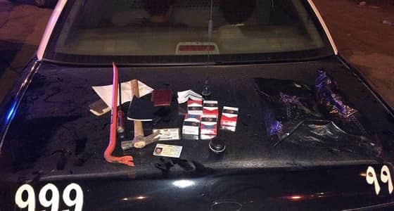 بالصور.. القبض على يمنيين لمحاولتهما سرقة محل تجاري بخميس مشيط