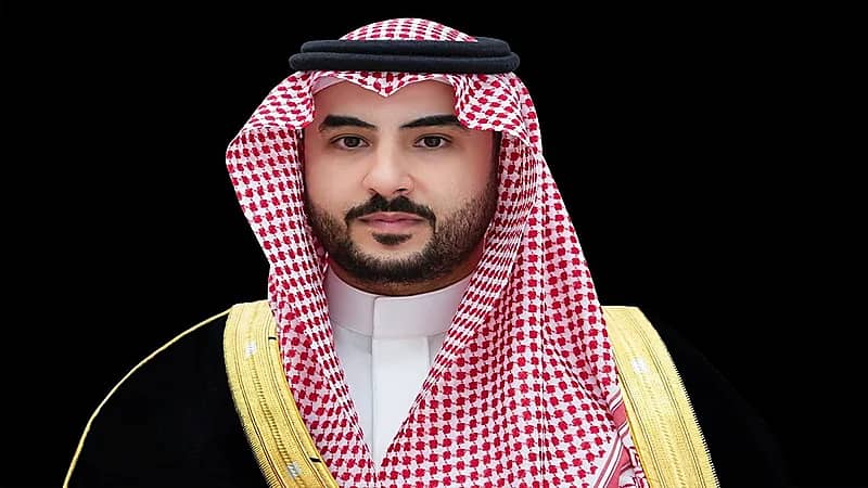 سمو وزير الدفاع يلتقي مدير مكتب الرئيس الأوكراني