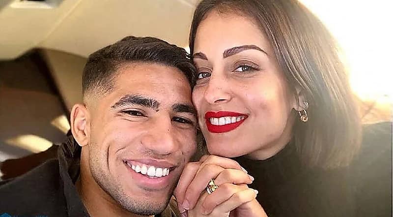 تكبره بـ 12 عاما .. معلومات مثيرة عن حكيمي وزوجته