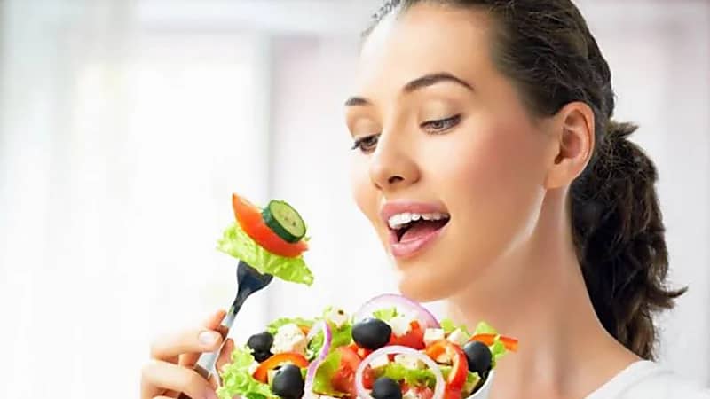 خطوات مهمة للعودة لنظام غذائي عادي بطريقة سليمة بعد رمضان