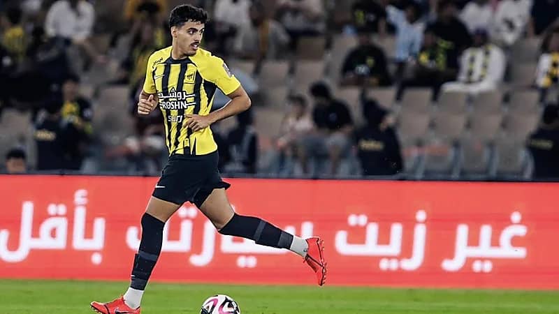 وكيل الموسى ينفي خلافات المدرب مع اللاعب