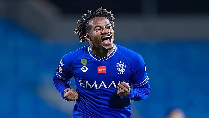 الهلال يحسم مصير كاريلو