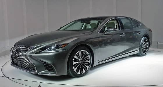 " مكافحة الإشاعات " توضح حقيقة تقديم 100 سيارة لكزس 2018