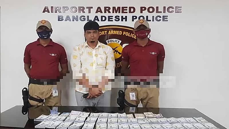 الإطاحة بثلاثيني يُخفي مليونًا و100 ألف ريال في جسده في مطار شاه