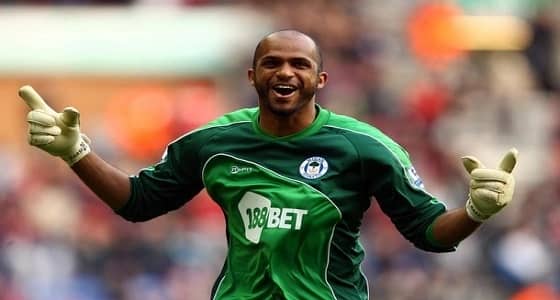 المصيليخ يحسم جدل رحيل الحبسي عن الهلال