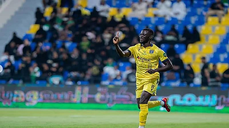 إصابة موسى بارو بقطع في الرباط الأمامي