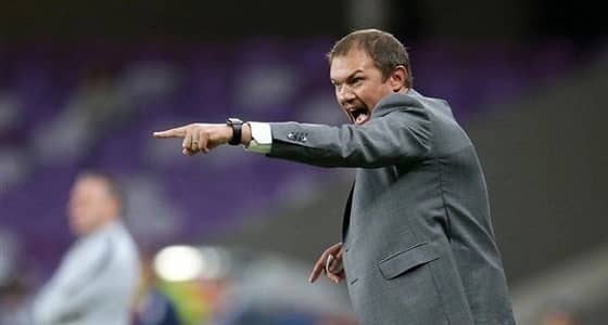 مدرب قيرجيزستان يعد مفاجأة للمنتخب الإماراتي غدا