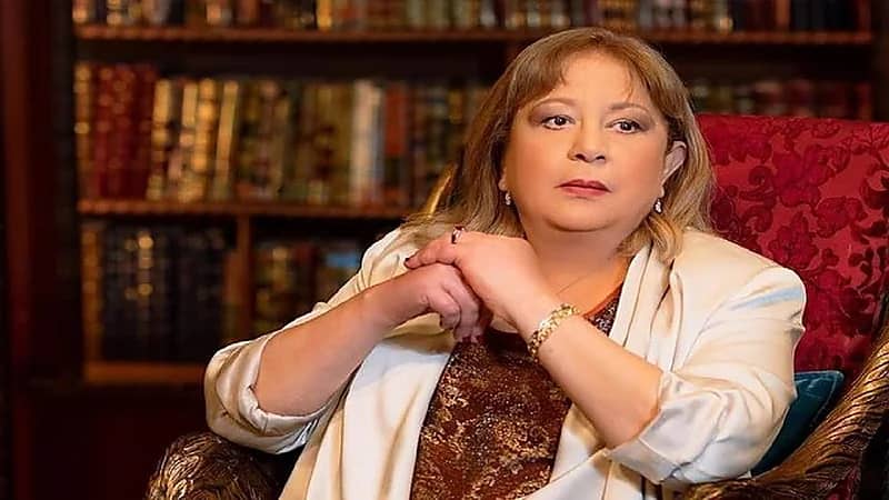 شاهد.. أول ظهور لـ "سمية الألفي" مع أحمد الفيشاوي بعد بدءها رحلة علاجها