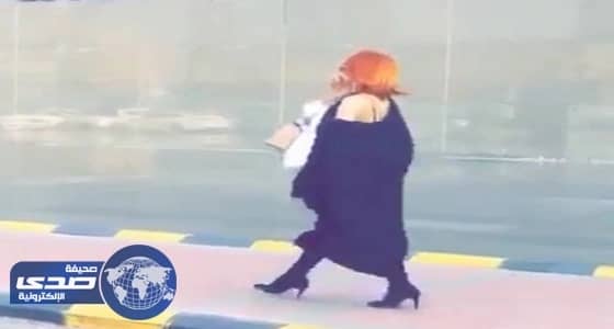 فيديو.. متشبه بالنساء يثير موجة غضب في أحد المولات بالأحساء