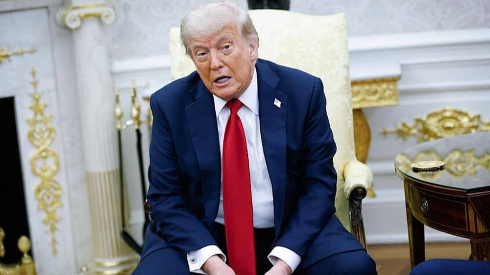 بعد سؤال عن فحص دماغه.. ترامب يوبّخ صحفيتين بسخرية: تفوقي الإدراكي عمرِكم ما تحصلونه.. فيديو