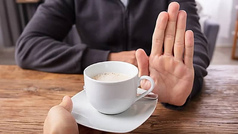 بالفيديو .. أعراض تستوجب التوقف عن شرب الكافيين