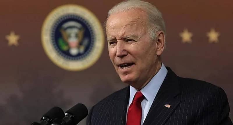 بايدن: مواجهة متحور "أوميكرون" تتطلب أخذ اللقاحات والجرعات المعززة