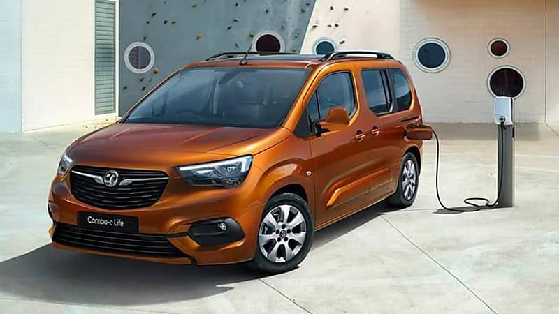 بالصور.. إزاحة الستار عن فوكسهول COMBO-E LIFE الكهربائية