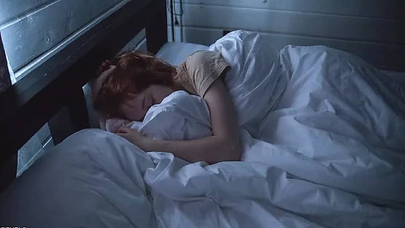 أبرز المعلومات عن هرمون "الميلاتونين" المسؤول عن تنظيم نوم الإنسان