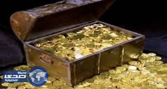 بريطاني يشتري " دبابة " بـ36 ألف دولار ويعثر بداخلها علي كنز بـ2.5 مليون دولار