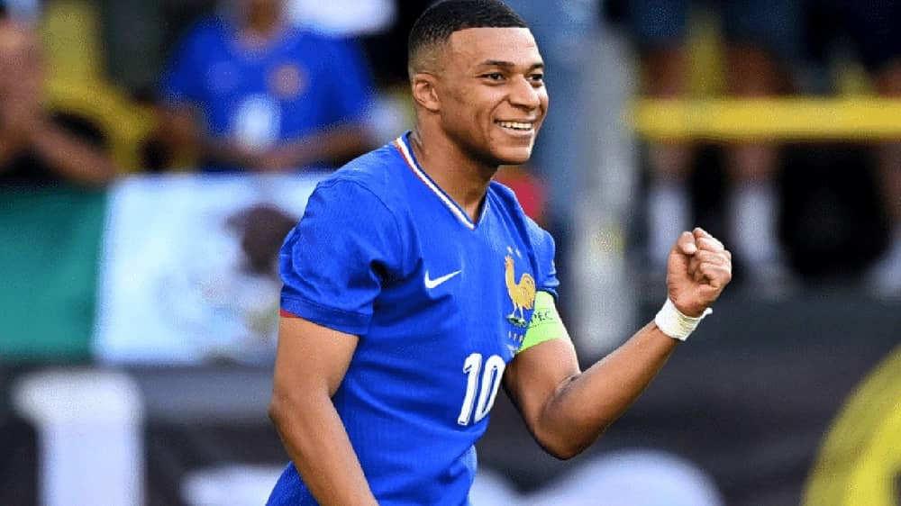 سبب استبعاد مبابي من مواجهة فرنسا وأذربيجان