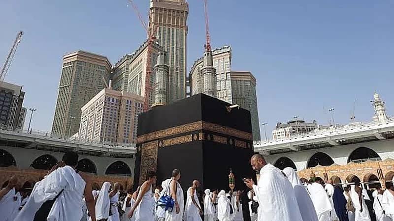 4 مزايا لتأشيرة الزيارة الشخصية