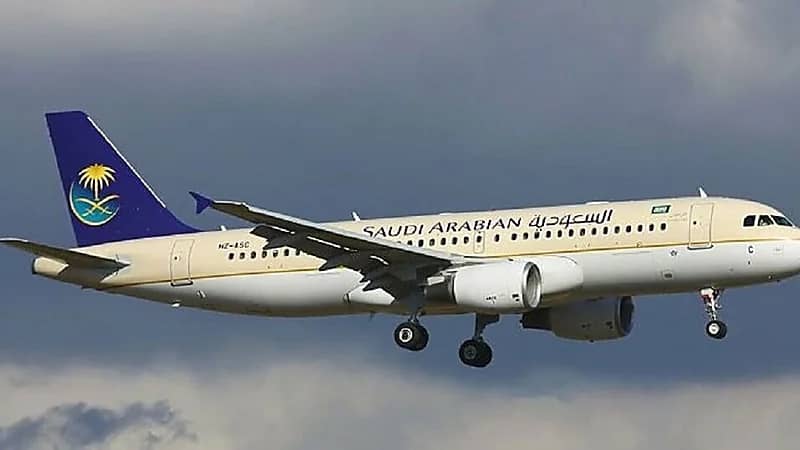 توضيح من الخطوط السعودية بشأن طريقة سفر مصابي كورونا ومتلقي اللقاح