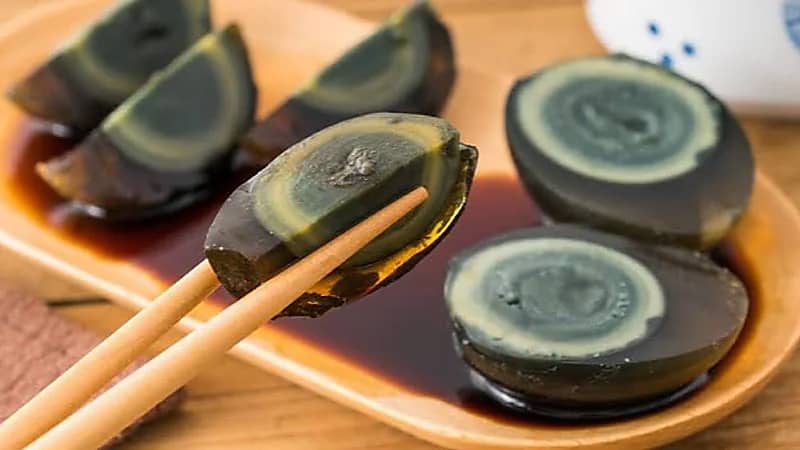 الكشف عن سر البيضة الصينية ذات المظهر المرعب