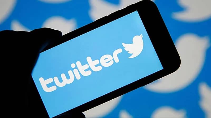 تويتر تتيح للمستخدمين إزالة الإشارة إليهم في التغريدات