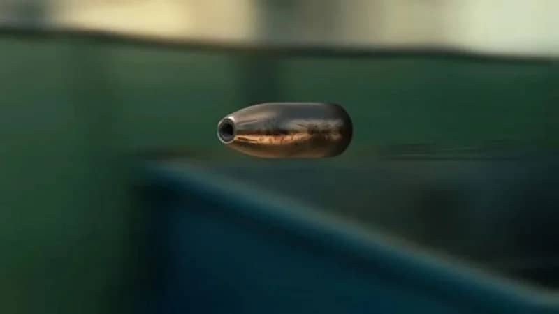 امرأة تفقد نظرها بسبب رصاصة طائشة