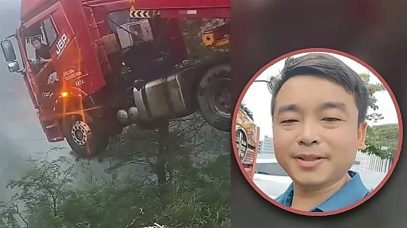 نجاة سائق من حادث انهيار أرضي في الصين .. فيديو