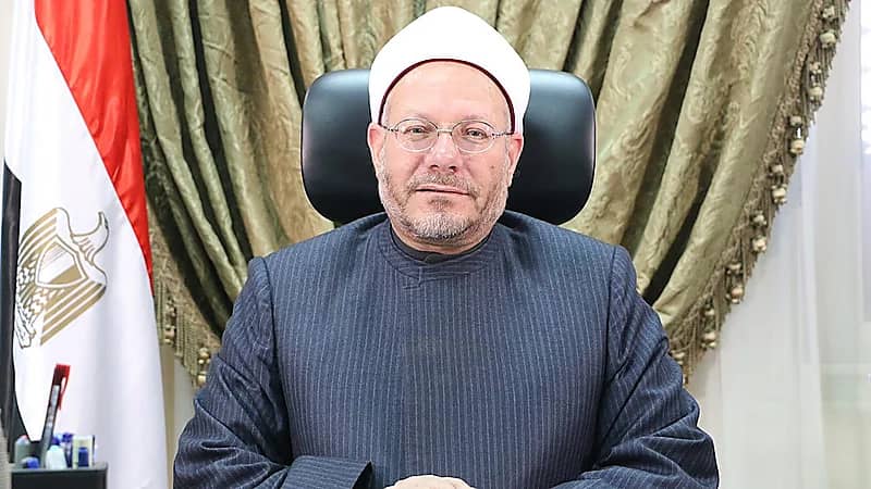 ‎شوقي علام: كشف طبيب النساء على المرأة في رمضان لا يبطل صيامه
