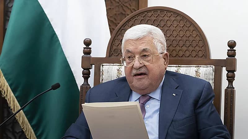 عباس يهاجم حماس: سلّموا الرهائن وريحونا من ها الشغلة.. فيديو