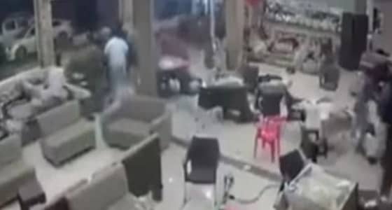 فيديوهات| زلزال كبير بقوة 7.3 ريختر يهز إيران وشمال العراق ورعب على الهواء