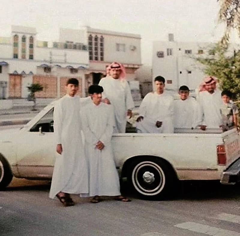 شباب من الملز قبل أكثر من 30 عام