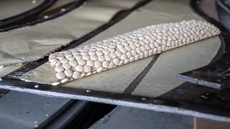 بالفيديو والصور..إحباط محاولة تهريب 14مليون قرص إمفيتامين مخدر قادمة من لبنان