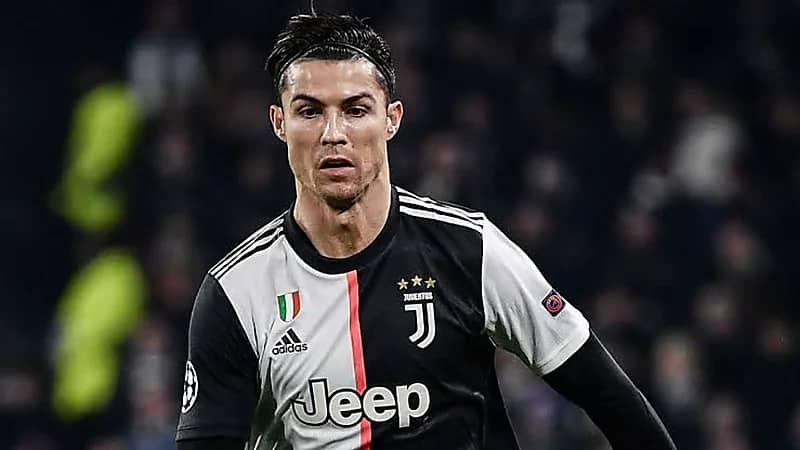 رونالدو" يخرج عن صمته: قصتي مع ريال مدريد انتهت