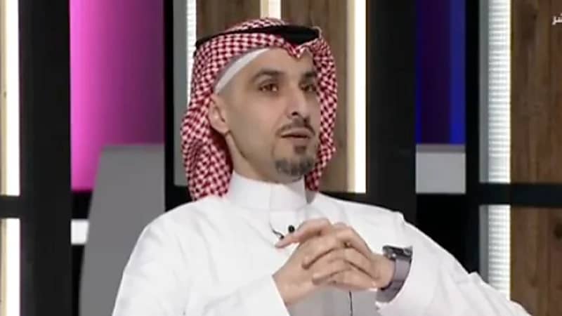 بالفيديو.. مختص: تطبيقات خلفية الهاتف قد تجمع معلوماتك لبيعها