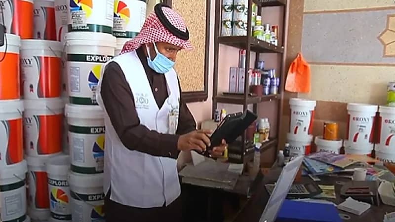 بالفيديو.. ضبط منشآت مخالفة بقطاع الدهانات والسباكة في الجوف