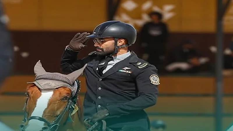 الفارس "القرزعي" يحقق المركز الثالث في سباقات الخيل بالجنادرية