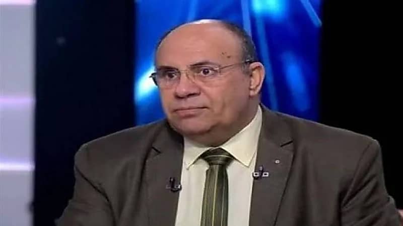زوجة تشتكي من شخير زوجها أثناء النوم.. ومبروك عطية يرد
